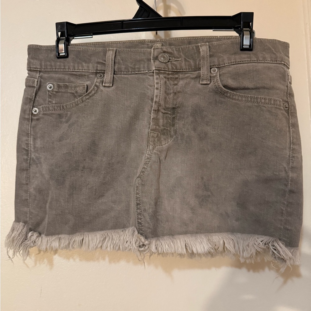 7 For All Mankind gray denim short skirt with frayed hem